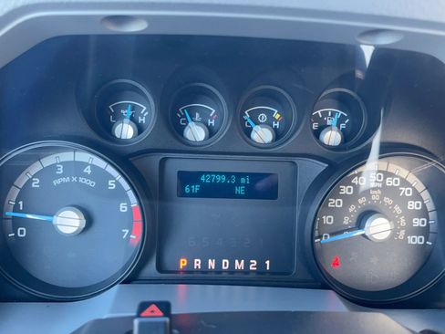 Used 2016 Ford F250 XL w/ Power Equipment Group image 30