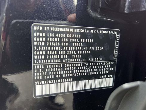 Used 2024 Volkswagen Taos SE image 19