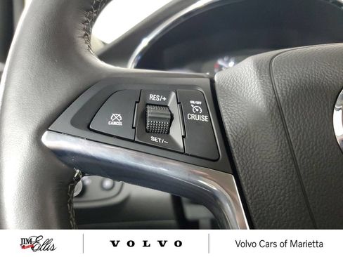 Used 2019 Buick Encore Essence AWD/4WD image 21