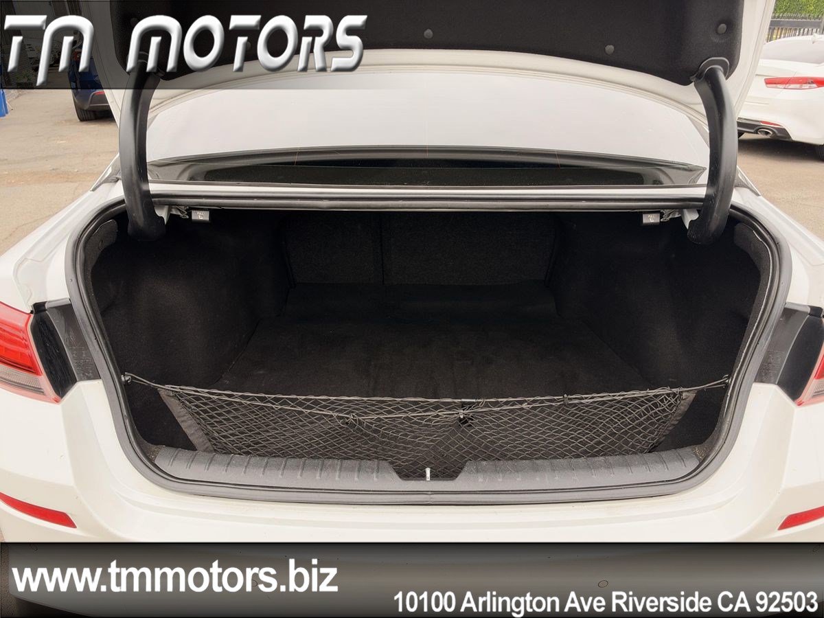 Used 2020 Kia Optima SE FWD image 22