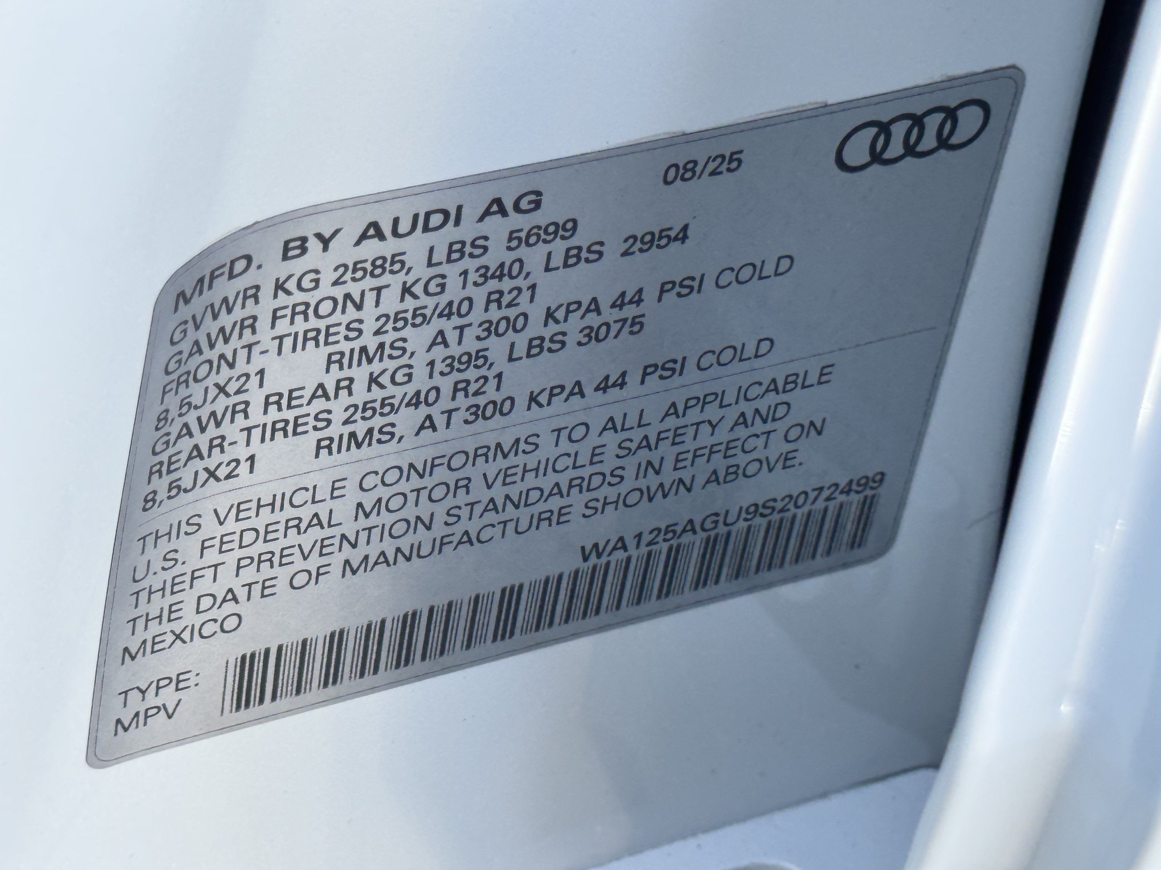 Used 2025 Audi SQ5 Premium Plus w/ Premium Plus Package AWD/4WD image 40