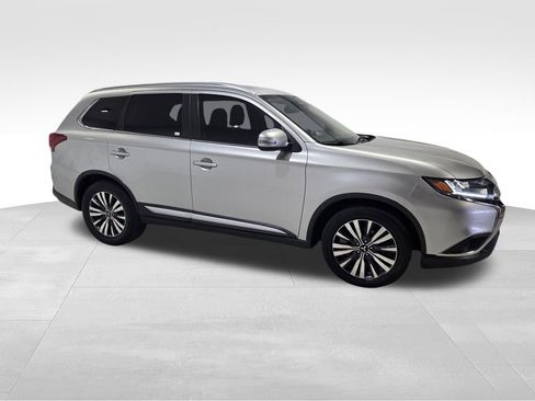 Used 2020 Mitsubishi Outlander SEL image 20