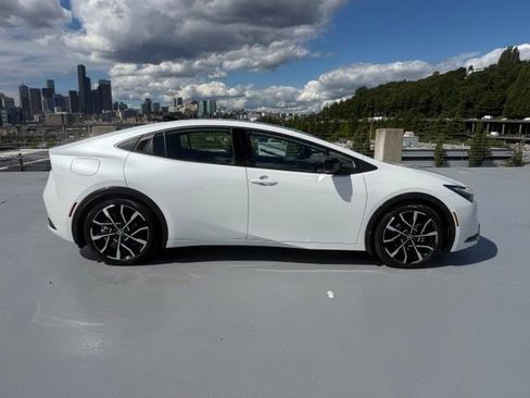 Certified 2026 Toyota Prius Plug-In Hybrid w/ Limited Premium Package FWD image 3