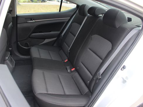 Used 2017 Hyundai Elantra Value Edition image 34