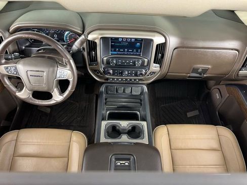 Used 2018 GMC Sierra 1500 Denali w/ Denali Ultimate Package image 9