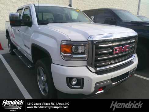 Used 2017 GMC Sierra 2500 SLT w/ All Terrain HD Package image 1
