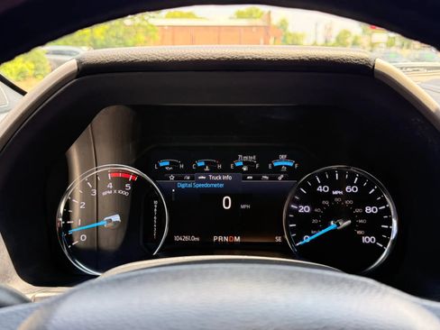 Used 2022 Ford F250 Lariat AWD/4WD image 32
