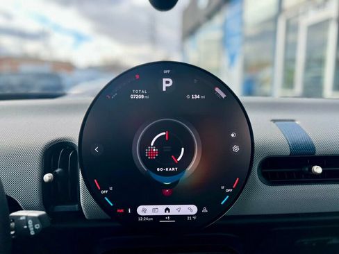 Used 2025 MINI Cooper S image 26