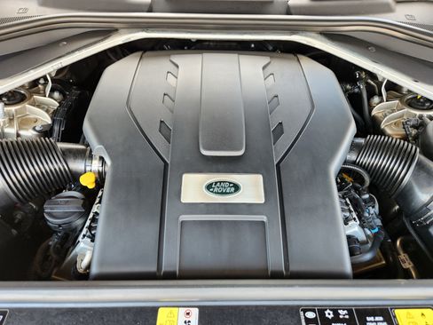 Certified 2023 Land Rover Range Rover First Edition AWD/4WD image 9