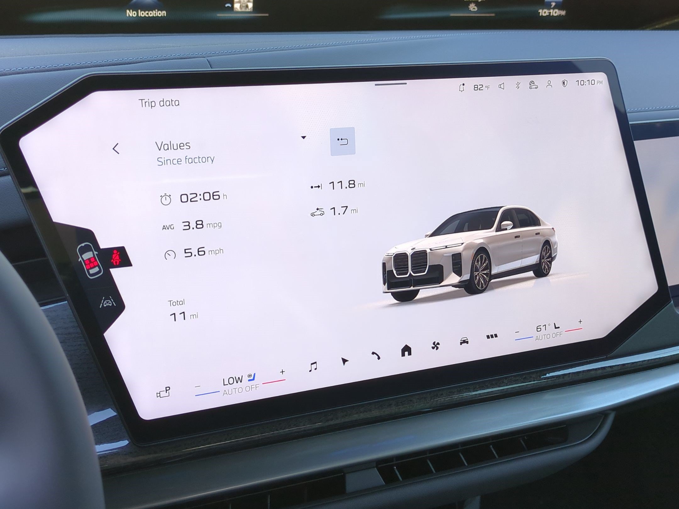 New 2027 BMW 740i w/ Executive Package RWD image 21