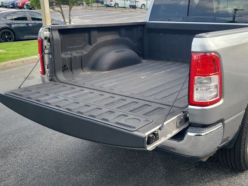Used 2019 RAM 1500 Tradesman RWD image 12