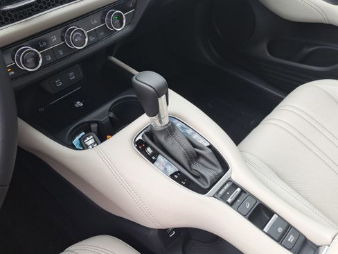 New 2026 Honda HR-V EX-L image 33