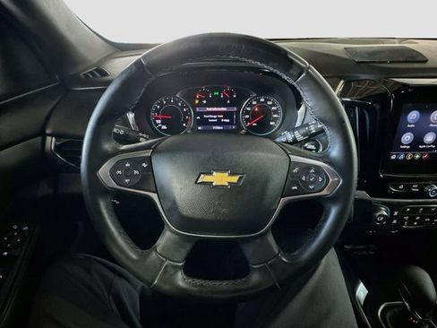 Used 2023 Chevrolet Traverse LT AWD/4WD image 11