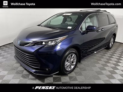 Certified 2025 Toyota Sienna XLE