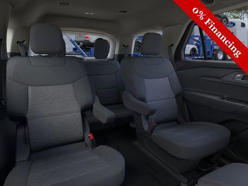 New 2025 Ford Explorer Active image 11