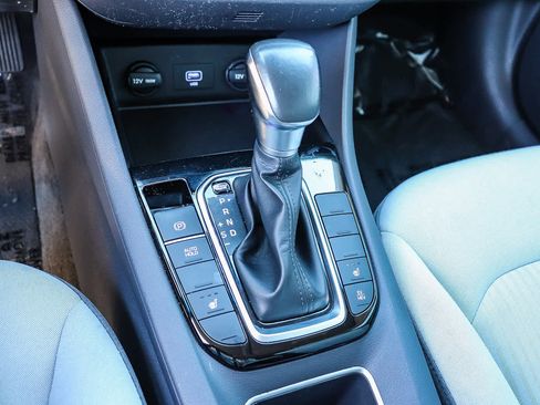 Used 2022 Hyundai Ioniq SE image 25