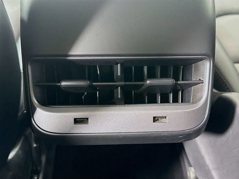 Used 2018 Tesla Model 3 Long Range RWD image 24