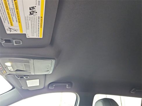 New 2026 Chevrolet Equinox LT w/ Convenience Package II image 29