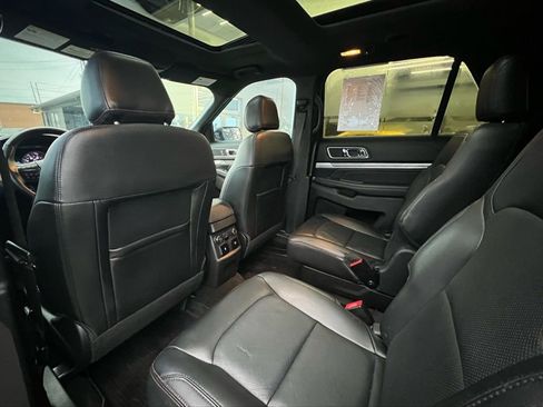 Used 2017 Ford Explorer Sport w/ Equipment Group 401A image 18