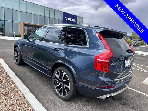 Used 2021 Volvo XC90 T6 Momentum w/ Climate Package AWD/4WD image 6