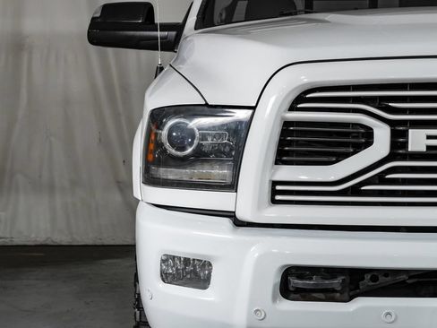Used 2018 RAM 2500 Laramie w/ Sport Appearance Group AWD/4WD image 39