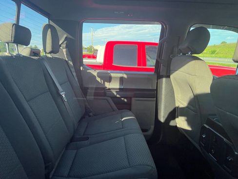 Used 2016 Ford F150 XLT w/ Equipment Group 302A Luxury AWD/4WD image 11