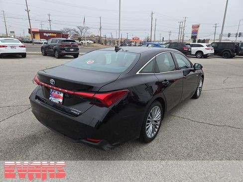 Used 2021 Toyota Avalon Limited w/ Advanced Safety Package image 33