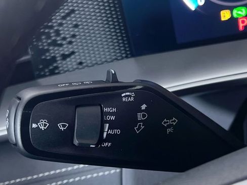 New 2026 Volkswagen Tiguan SE R-Line image 29