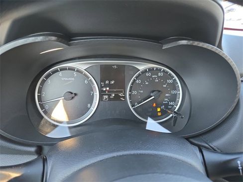 New 2025 Nissan Versa S w/ Trunk Package image 32