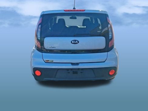Used 2018 Kia Soul image 6