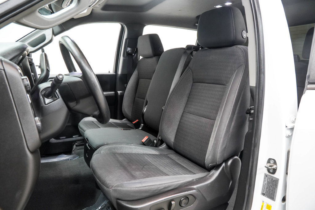 Used 2024 Chevrolet Silverado 2500 Custom w/ Custom Value Package AWD/4WD image 16