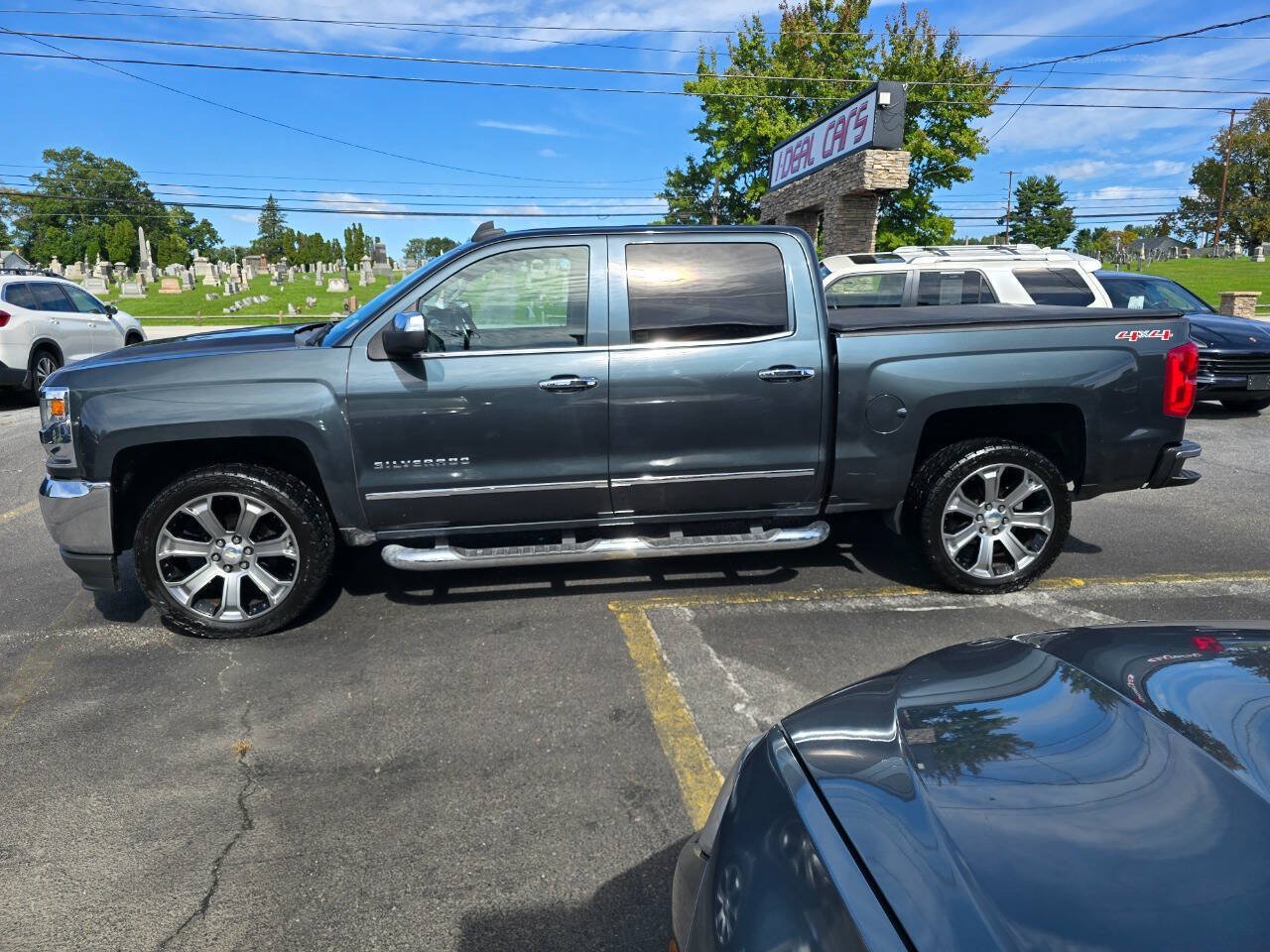 Used 2017 Chevrolet Silverado 1500 LTZ w/ LTZ Plus Package AWD/4WD image 6