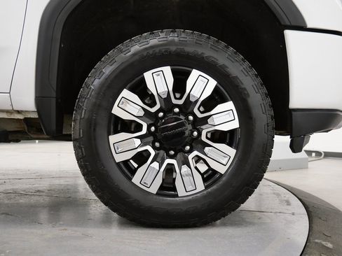 Used 2021 GMC Sierra 2500 Denali w/ Denali Ultimate Package image 37