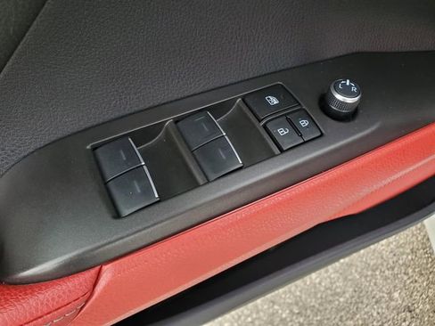 Used 2023 Toyota Camry XSE image 15