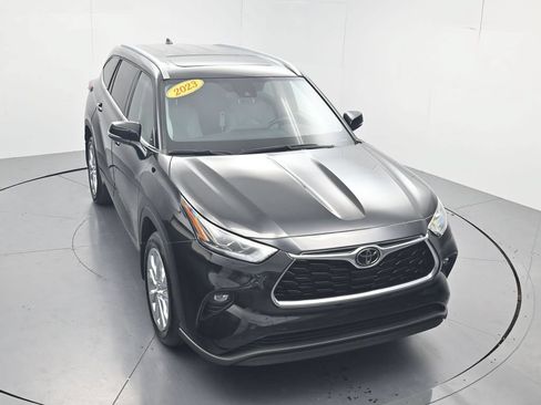 Used 2023 Toyota Highlander Limited AWD/4WD image 50