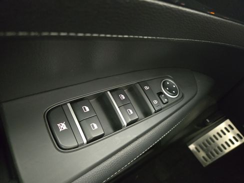 Used 2024 Kia Forte GT-Line w/ GT-Line Premium Package FWD image 32