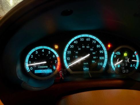 Used 2008 Toyota Sienna CE image 19