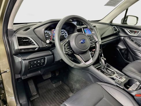 Used 2022 Subaru Forester Touring w/ Popular Package #2 AWD/4WD image 9