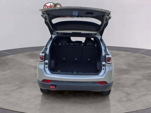 Used 2024 Jeep Compass Trailhawk image 20