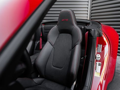 Certified 2024 Porsche 911 Carrera S RWD image 5