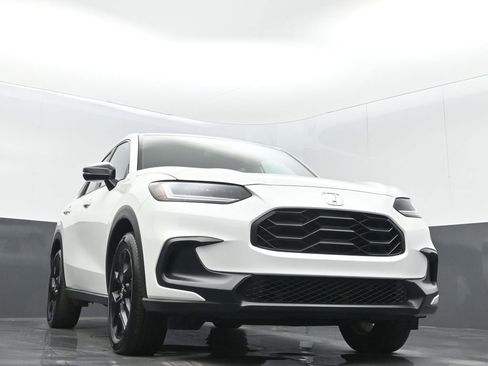 Certified 2023 Honda HR-V Sport image 5