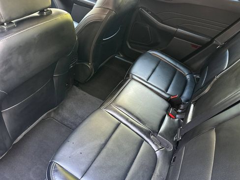 Used 2025 Ford Escape Platinum AWD/4WD image 16