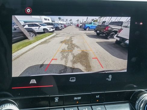 Used 2024 GMC Canyon Elevation w/ Trailering Package image 20