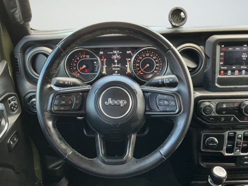 Used 2021 Jeep Gladiator Sport AWD/4WD image 10