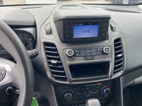 Used 2020 Ford Transit Connect XL image 12