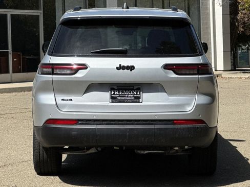 Certified 2025 Jeep Grand Cherokee L Altitude image 4