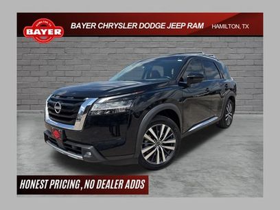 Used 2022 Nissan Pathfinder Platinum w/ Cargo Package