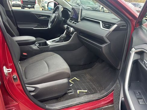 Used 2023 Toyota RAV4 XLE w/ Convenience Package image 25