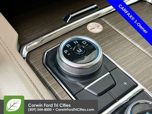 Used 2024 Ford Expedition Limited image 10