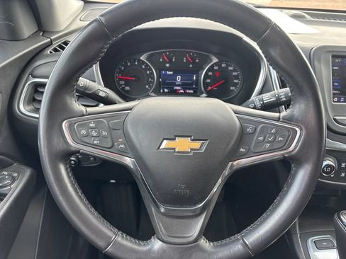 Used 2021 Chevrolet Equinox LT AWD/4WD image 17